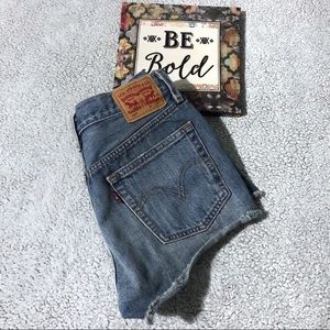 Levi’s 501 Cut Off Shorts sz 26 {205}